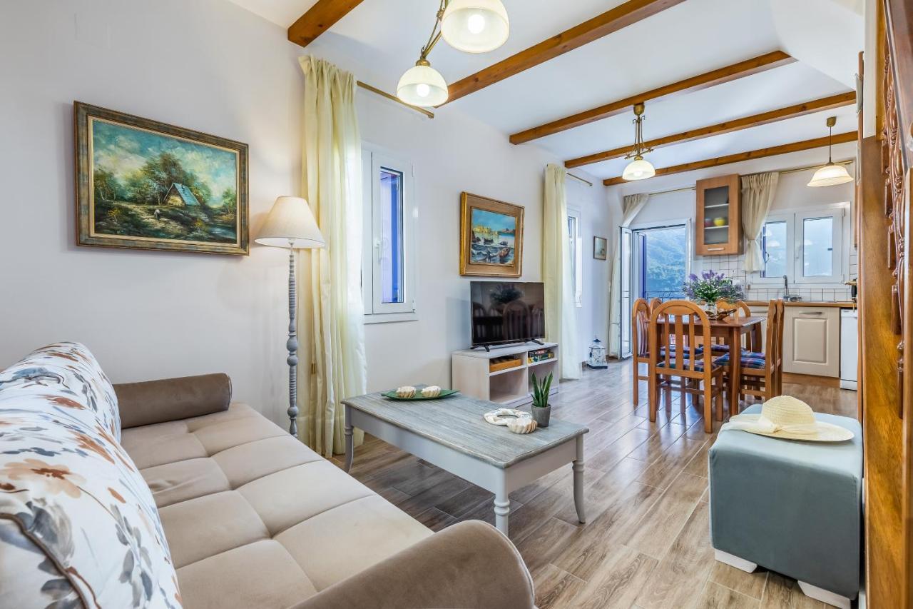 Sun Nest House Villa Скопелос Екстериор снимка